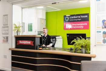 Cranborne House,,2 star