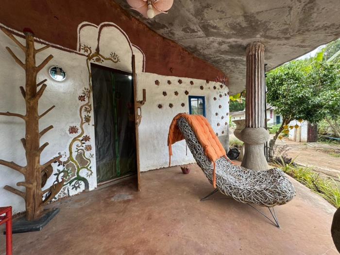 clay house chiang mai by alphatel