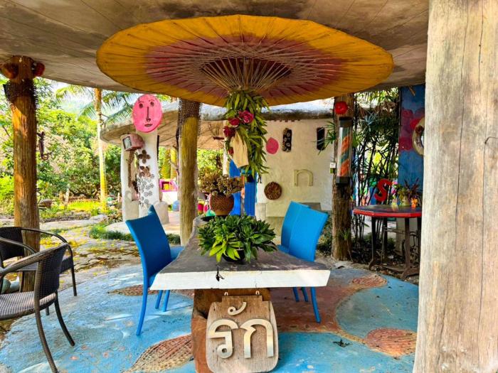 clay house chiang mai by alphatel