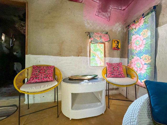 clay house chiang mai by alphatel