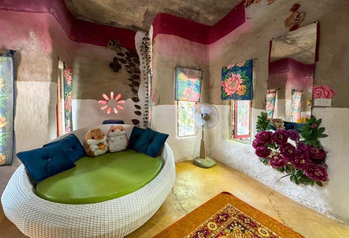clay house chiang mai by alphatel