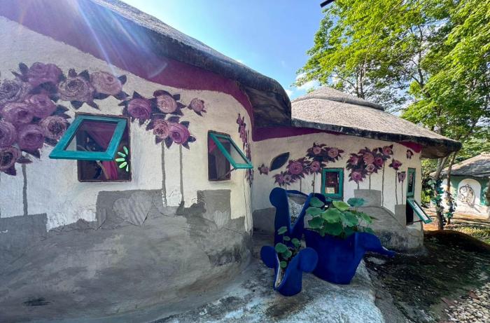 clay house chiang mai by alphatel