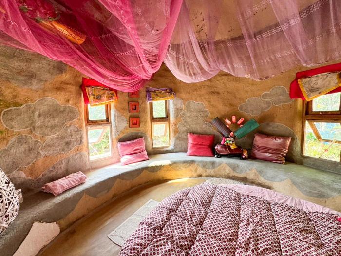 clay house chiang mai by alphatel