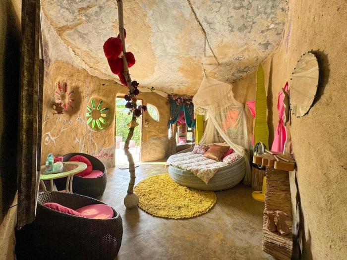 clay house chiang mai by alphatel