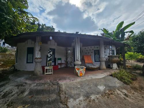 clay house chiang mai by alphatel