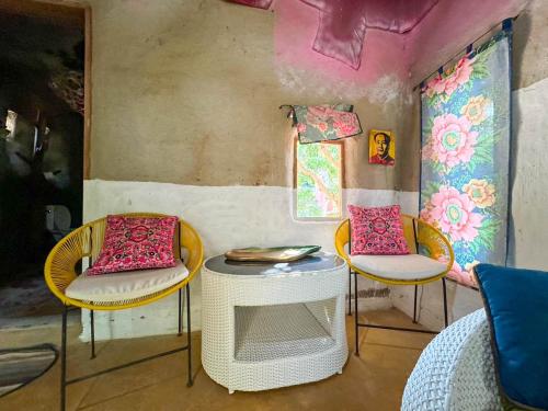 clay house chiang mai by alphatel