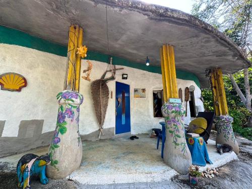 clay house chiang mai by alphatel