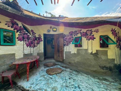 clay house chiang mai by alphatel