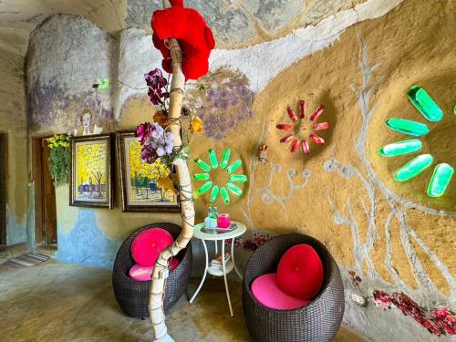 clay house chiang mai by alphatel