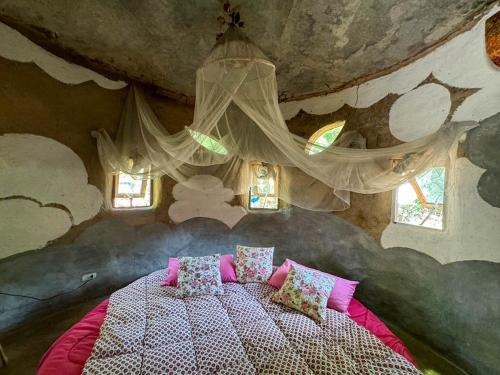 clay house chiang mai by alphatel