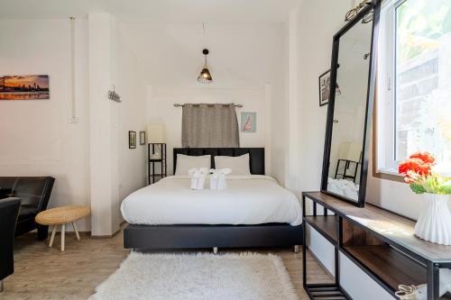 beachfront villa with sunset