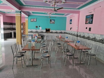 hotel mountain paradise barkot