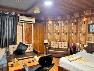 Koramangala Suites,,2 star