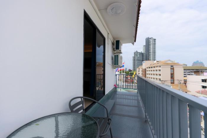 banana guesthouse south pattaya