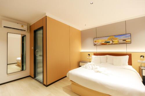 banana guesthouse south pattaya