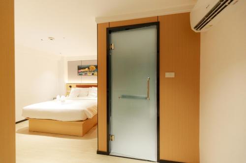 banana guesthouse south pattaya
