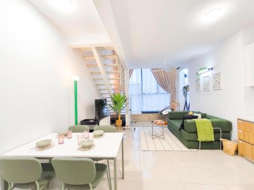 kuchai sentral by manhattan group