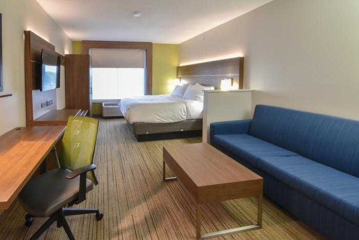 holiday inn express and suites indianapolis northwest by ihg