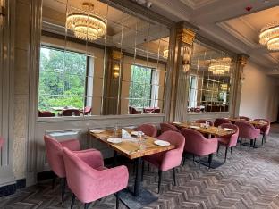 the supreme hotel and banquet