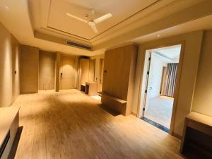 the supreme hotel and banquet