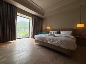 the supreme hotel and banquet