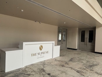 the supreme hotel and banquet