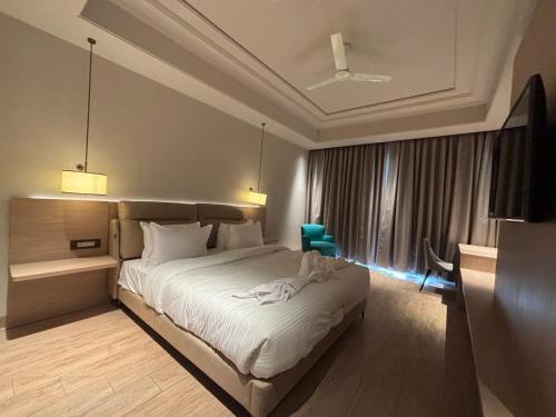 the supreme hotel and banquet