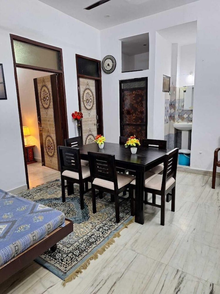 tara home stay
