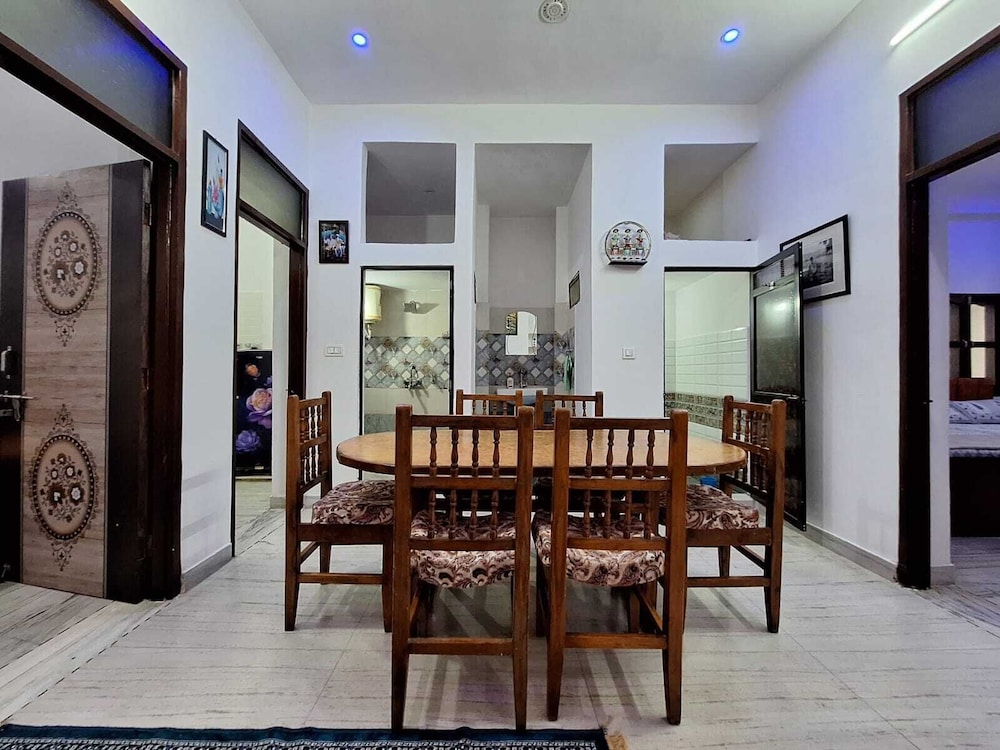 tara home stay