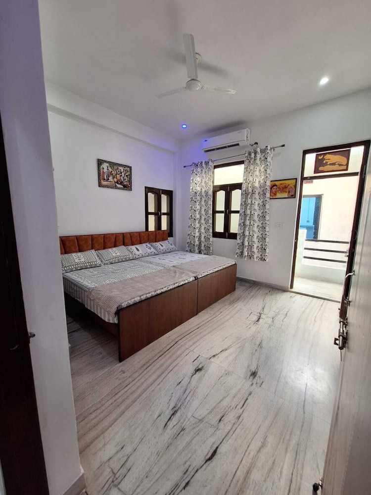 tara home stay