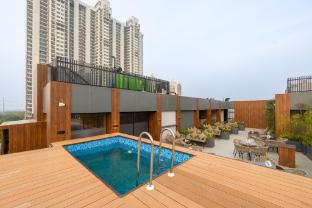 saltstayz autograph advant and sector 144