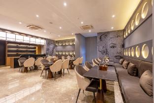 saltstayz autograph advant and sector 144