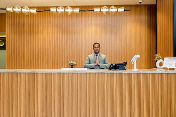 saltstayz autograph advant and sector 144