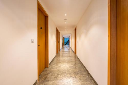 saltstayz autograph advant and sector 144