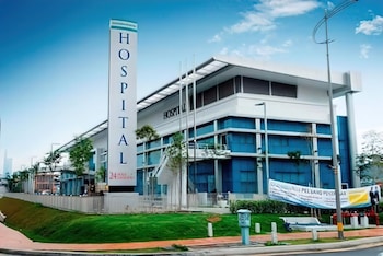 ciao pacific 63 residence apartments