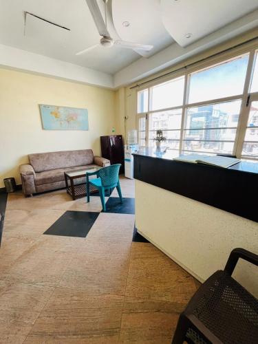 hotel kingstone zirakpur