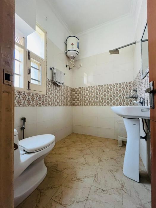 hotel kingstone zirakpur