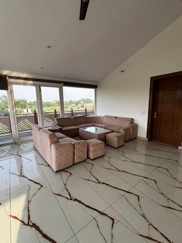 fillow casa aravalli