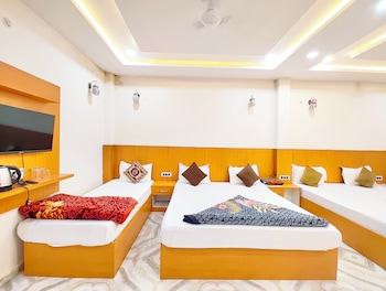 hotel nirmala palace ayodhya