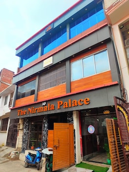 Hotel Nirmala Palace Ayodhya,,2 star