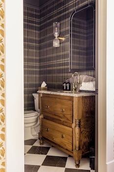 Sylvan Park Boarding House,,2 star