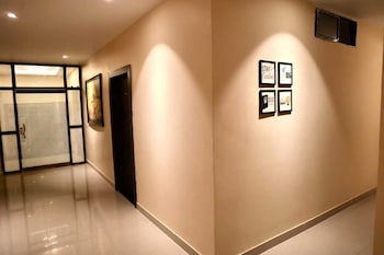 regal guest house by roh