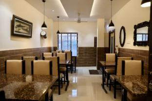 regal guest house by roh