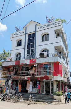 regal guest house by roh