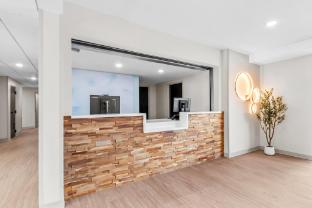 echo suites sterling