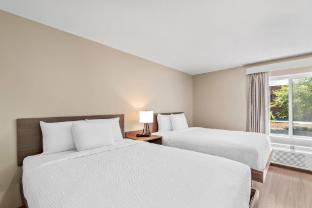 echo suites sterling