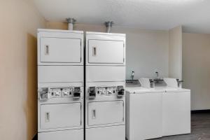 comfort suites dfw airport