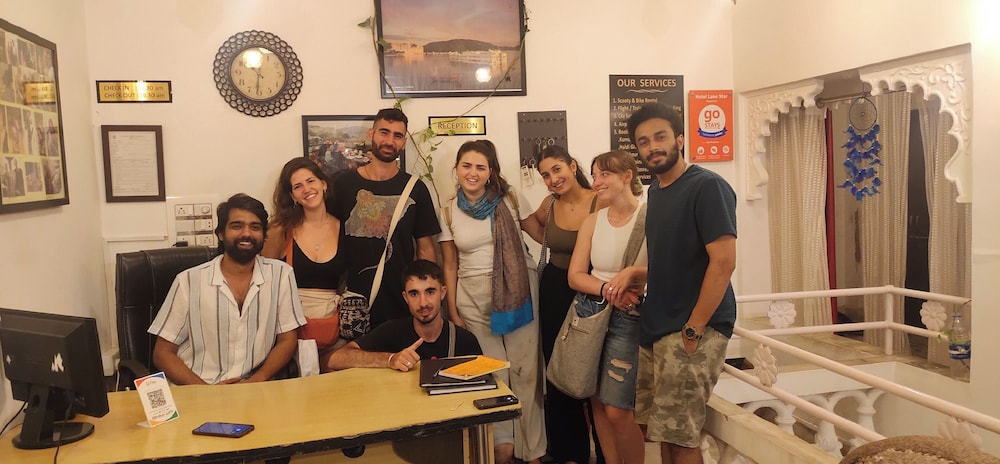 hotel lake star bistro