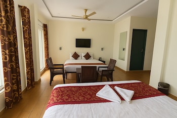 hotel lake star bistro