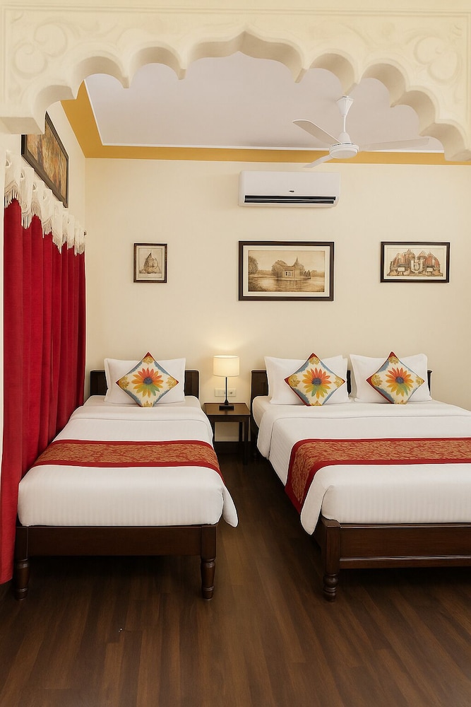 hotel lake star bistro